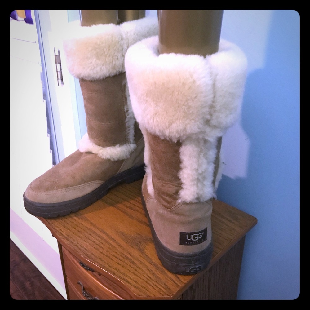 Ugg Sundance II Boot